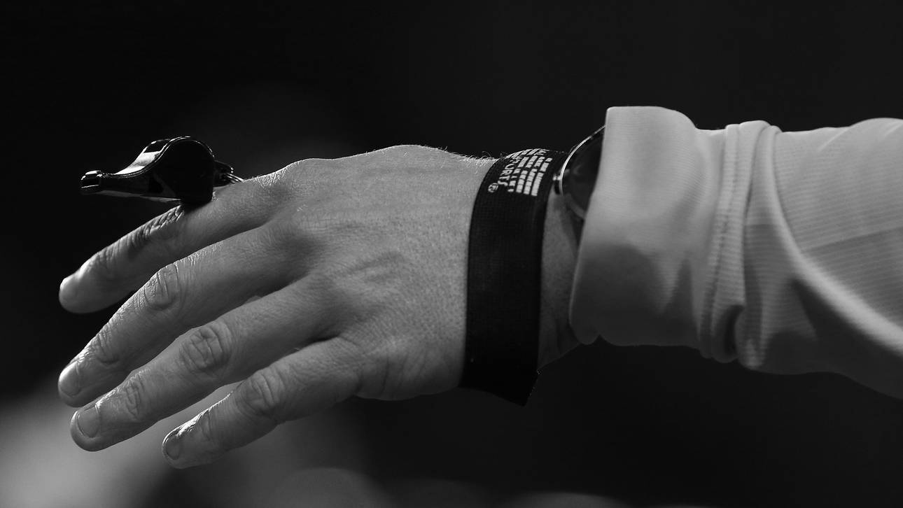 Referee stirbt bei Kreisliga-Spiel