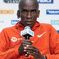 Kenias Lauf-Ikone sieht den Marathon bei den Olympischen Spielen in Paris nach dem Unfall-Tod seines Landsmanns und Weltrekordlers überschattet.