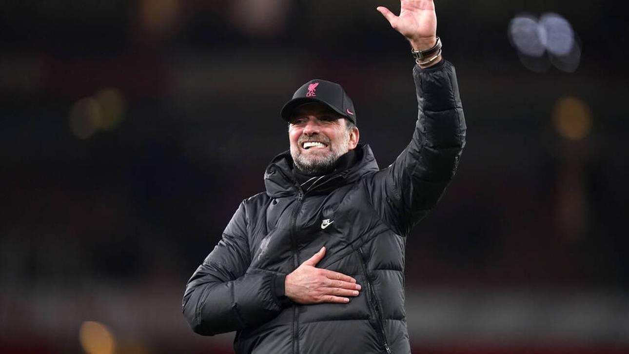 Coole Aktion: Klopp verteilt Bier an Fans