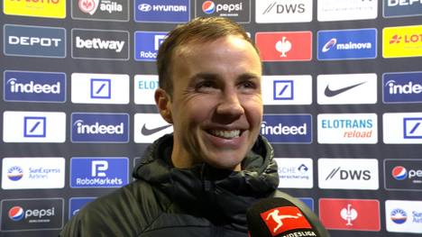 Mario Götze kam in den letzten Wochen nur noch von der Bank und sammelte nur wenige Spielminuten. Gegen die Bayern stand der Mittelfeld-Spieler wieder in der Startelf und äußerte sich danach zu seiner Beziehung zu Trainer Dino Toppmöller.