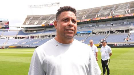 Die brasilianische Angreifer-Ikone Ronaldo äußert sich zur Nationalmannschaft und deren Aussichten bei der kommenden Weltmeisterschaft und zeigt sich dabei zuversichtlich.