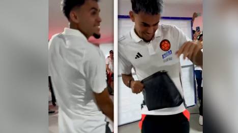 Luis Díaz vom FC Bayern München hat nach dem Sieg von Kolumbien im WM-Qualifikationsspiel gegen Bolivien seine Dance-Moves gezeigt.