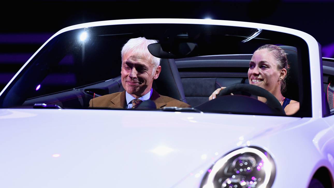 Kerber überzeugt auch als Pilotin