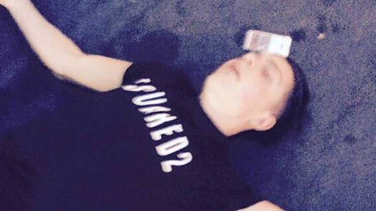 Aston-Villa-Star stürzt im Urlaub ab