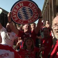 Bayern-Fans feiern in Köln - München wie ausgestorben