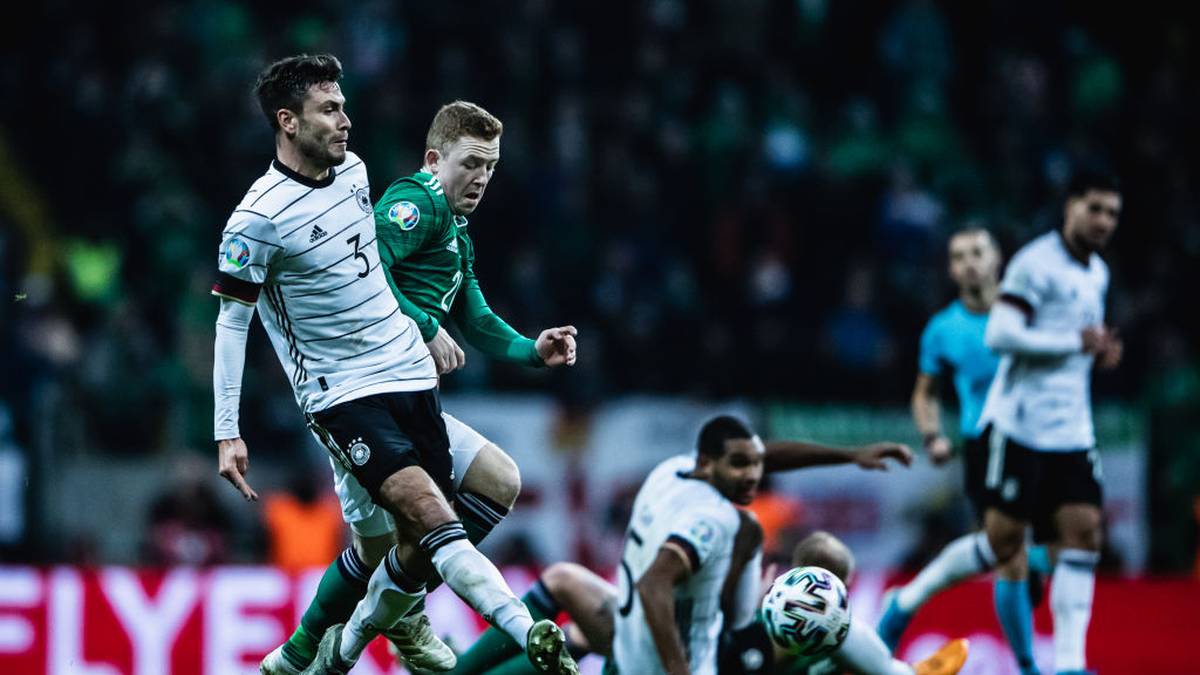 JONAS HECTOR (29): Der Kölner durfte gegen Nordirland mal wieder von Beginn an ran und nutzte seine Chance, legte auch zwei Tore vor. "Ich wollte heute alles reinhauen", sagte er anschließend. Löw schätzt den Linksverteidiger. Aber ob das für eine EM-Nominierung reicht? Für Hector wird es eng, er hat starke Konkurrenz