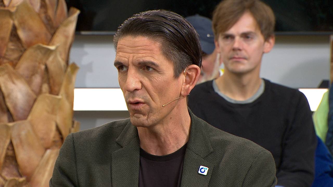 STAHLWERK Doppelpass: Deniz Aytekin reagiert auf Oliver Kahn nach Gelb-Rot