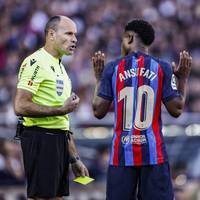 Wofür hat der FC Barcelona Millionen an Jose Maria Enriquez Negreira gezahlt? Die brisanten Berichte kommen ans Tageslicht - und zeigen ein großes Maß an Details. 