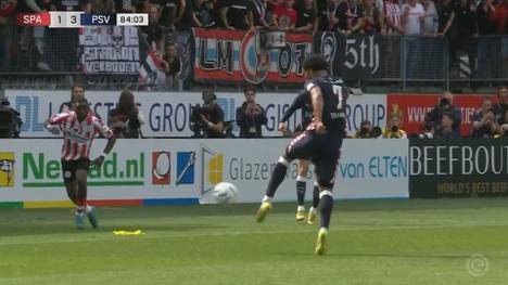 PSV Eindhoven feiert den 26. Meistertitel ihrer Vereinsgeschichte. Im letzten Saisonspiel sorgen ehemalige Bundesliga-Stars und einstiges Bayern-Juwel für die Entscheidung.