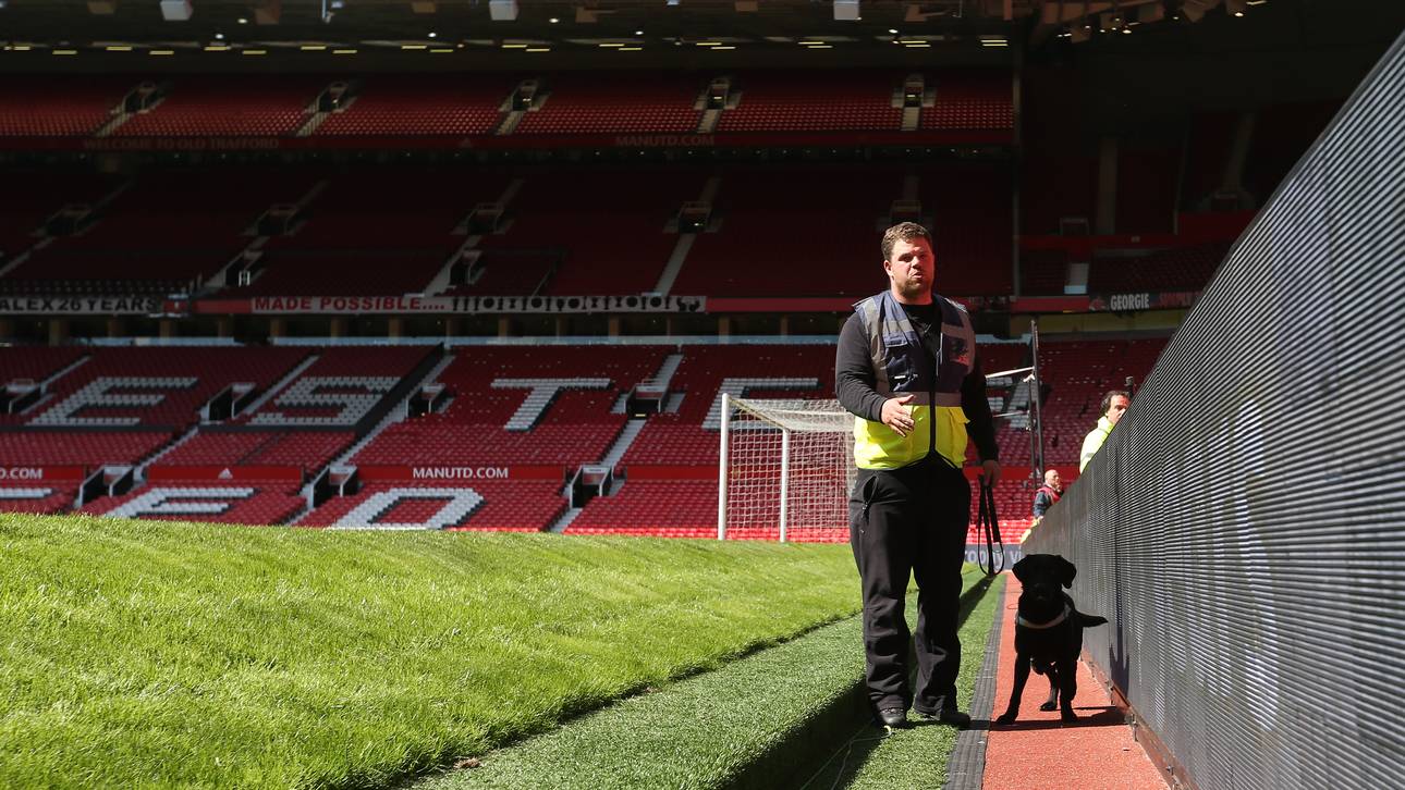 Manchester United v A.F.C. Bournemouth - Premier League