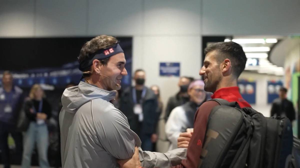 "Hallo, alter Mann!" Federer nimmt Djokovic auf den Arm