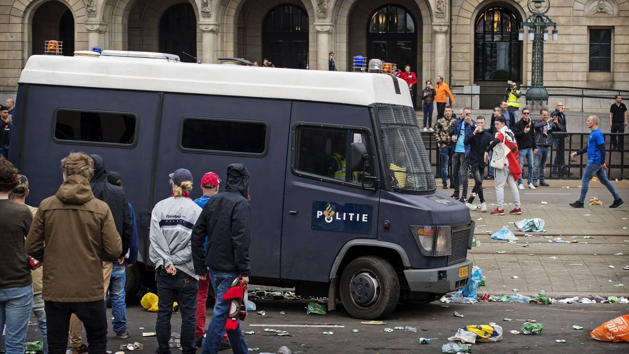 Festnahmen nach Feyenoord-Randalen