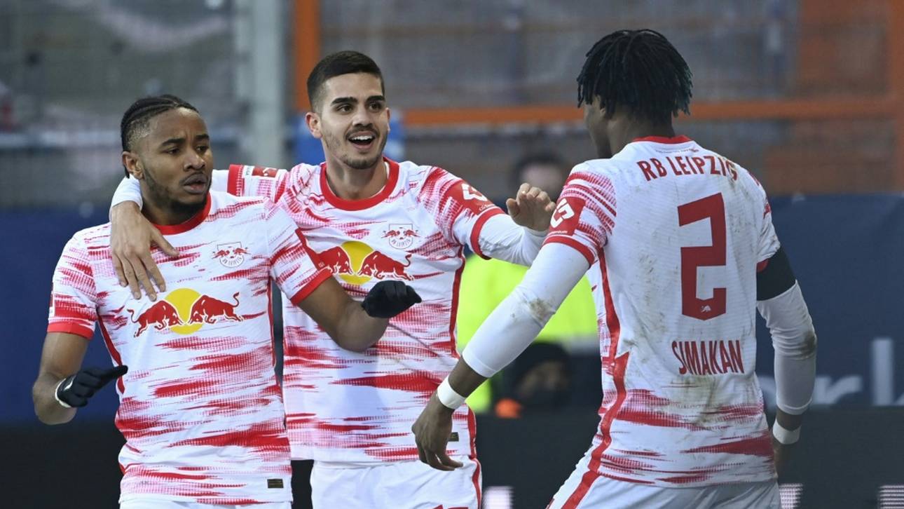 Joker Nkunku schießt Leipzig zum späten Sieg