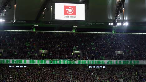 Der Videobeweis steht in der Bundesliga in der Kritik