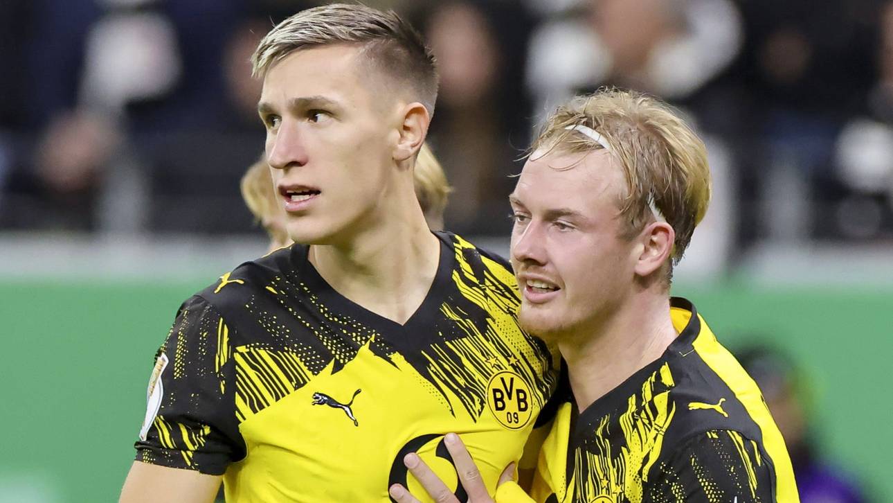 Julian Brandt überließ Nico Schlotterbeck in Frankfurt die Kapitänsbinde