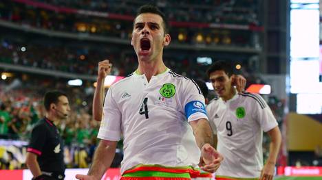 Mexico v Uruguay: Group C - Copa America Centenario