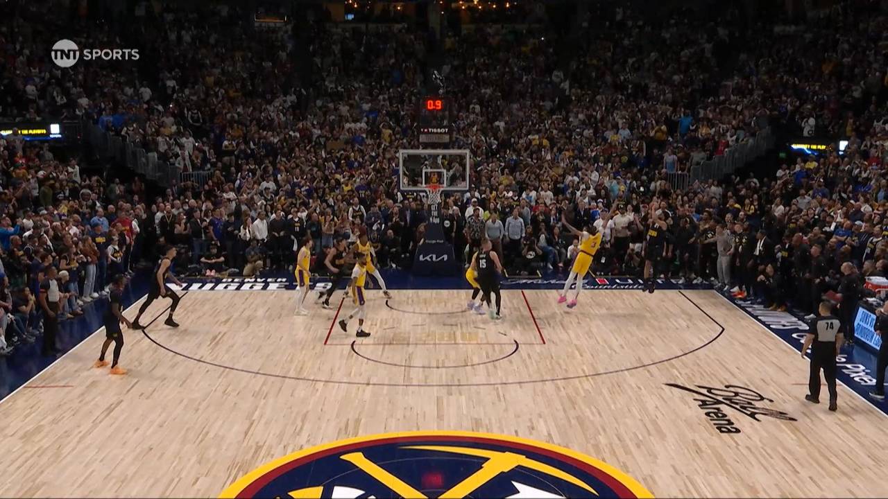 Superstar am Boden zerstört