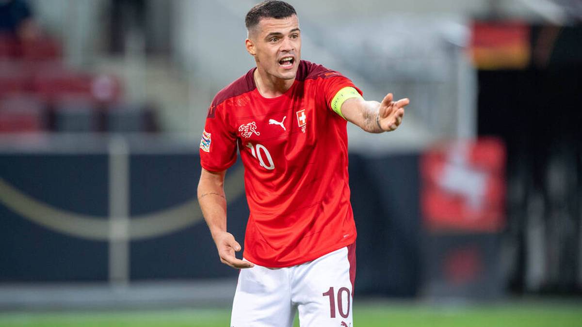 Traditionell in den Landesfarben der Schweiz spielen unsere Nachbarn auch bei der EM 2021 in Rot-Weiß.