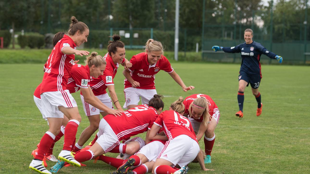 FCB-Frauen: Hoeneß will volles Haus