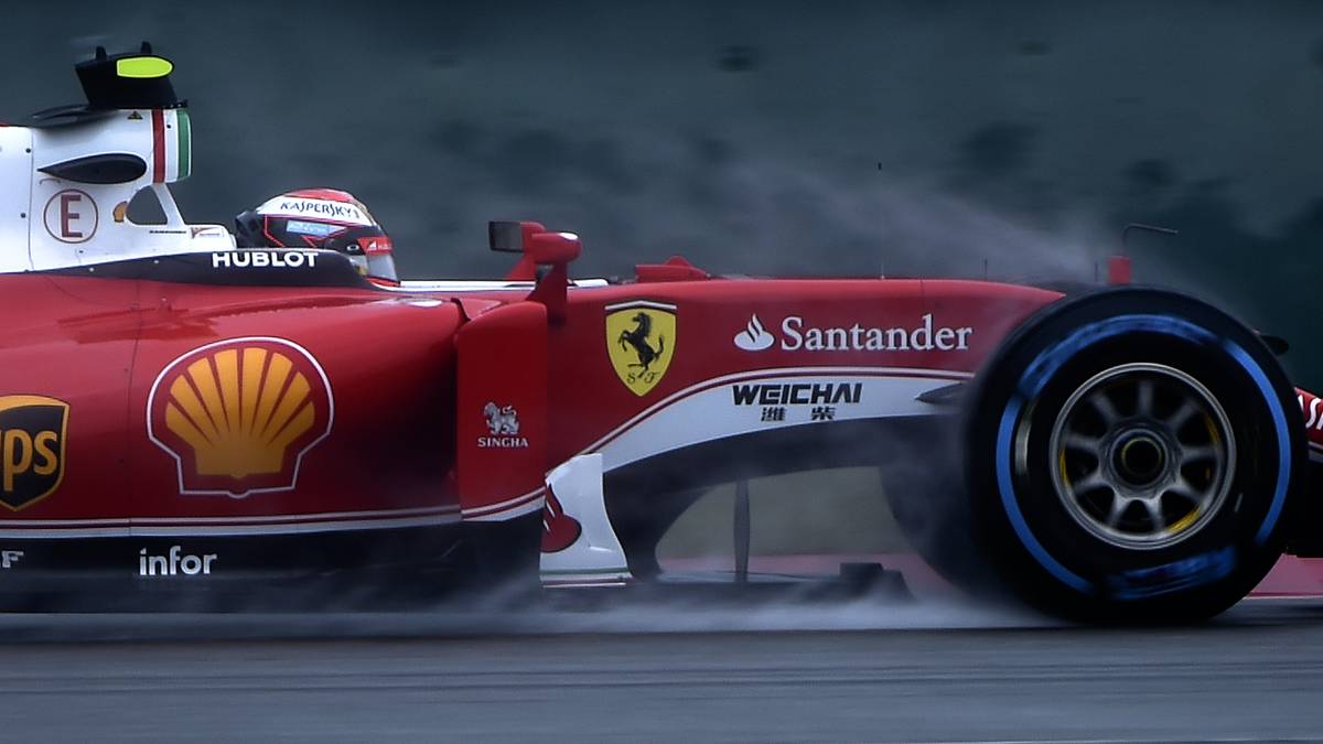 Vettel nutzt das Regenchaos und fährt die schnellste Zeit