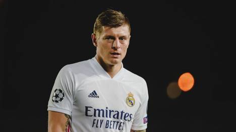 2014 wechselte Toni Kroos von den Bayern zu Real Madrid, weil die Münchener seine Gehaltsvorstellungen nicht erfüllen wollten. Nun hat der Weltmeister von 2014 enthüllt, was damals genau ablief.