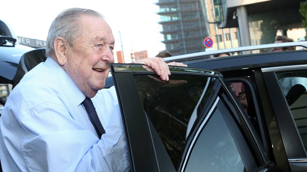 Ex-Boss der UEFA plädiert für Niersbach