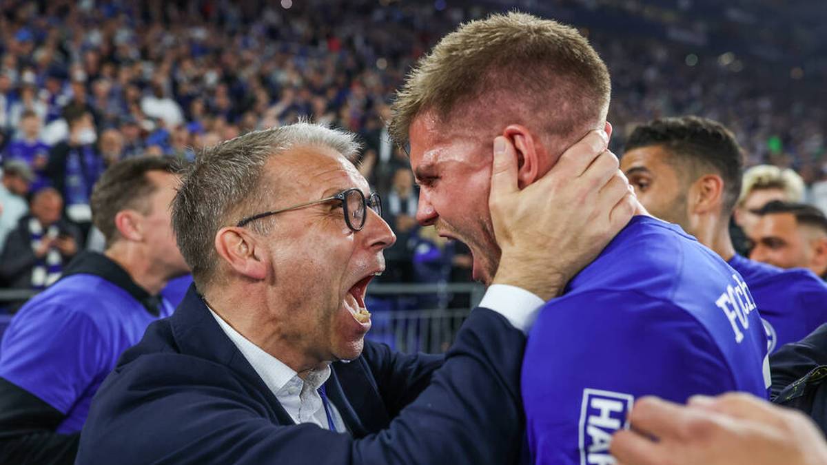 Knäbel gesteht Schalke-Fehler ein