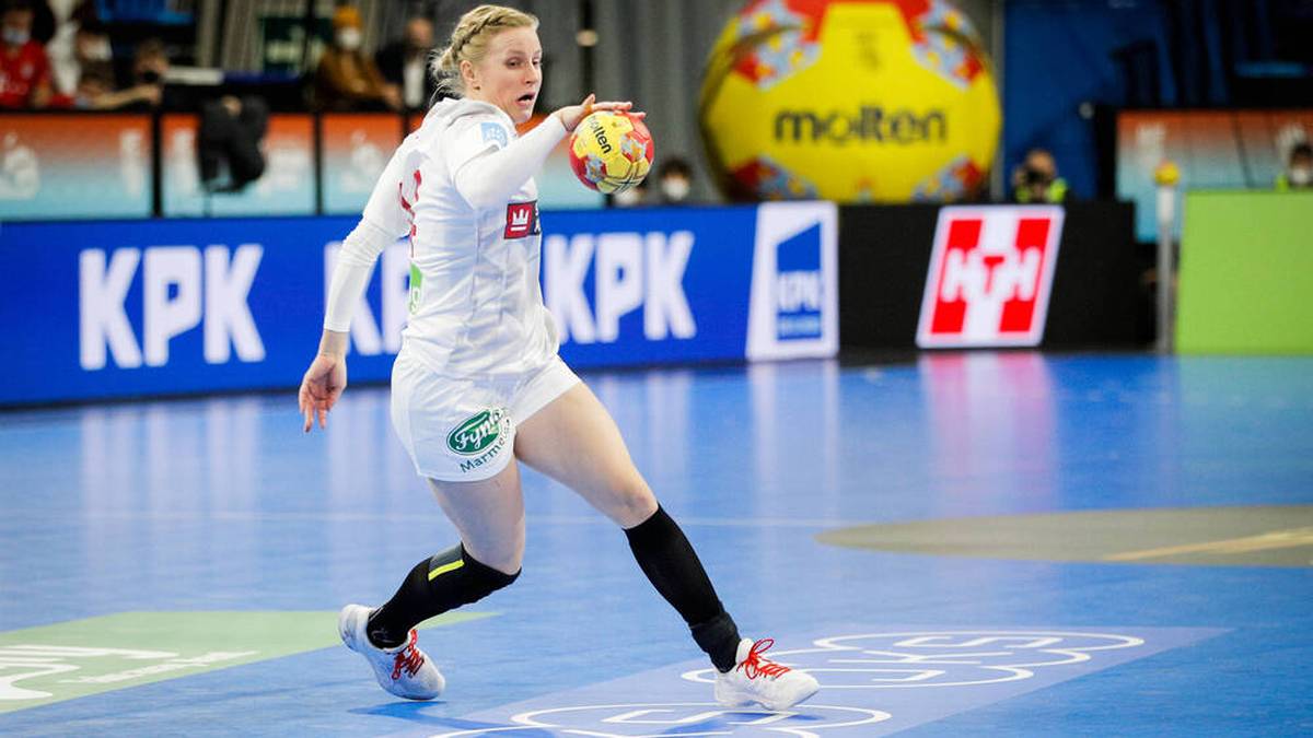 Die Dänin Mia Rej Bidstrup sorgte bei der Handball-WM für einen Schockmoment und verletzte sich schwer