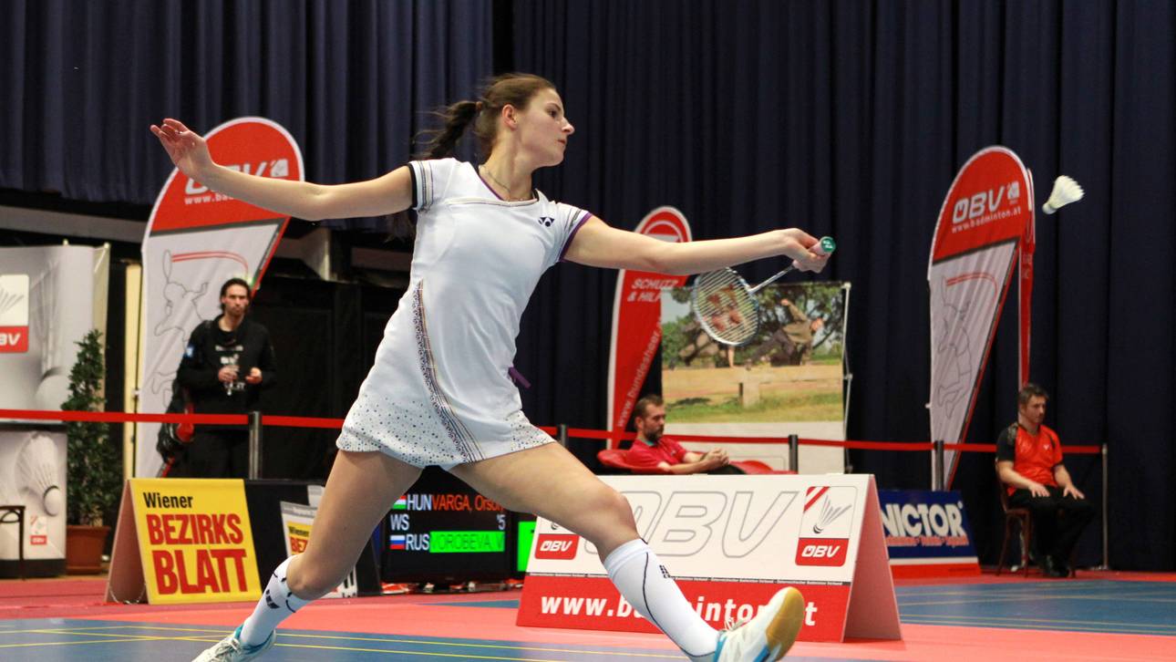 Mit Bleiweste gegen Ballmaschine