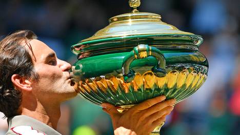 Roger Federer hat das Turnier in Halle zum 10. Mal gewonnen