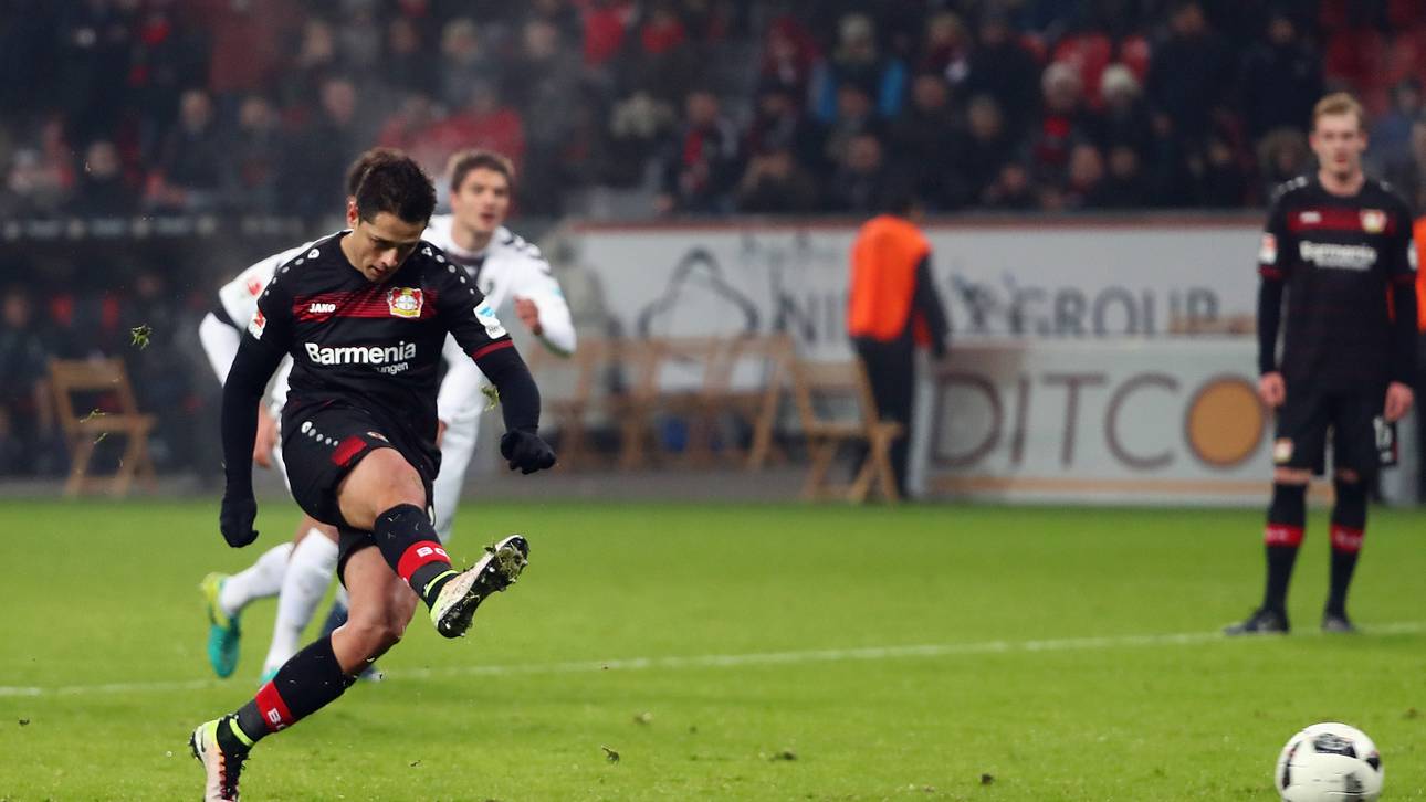 Peinlich-Elfer bringt Bayer um Sieg