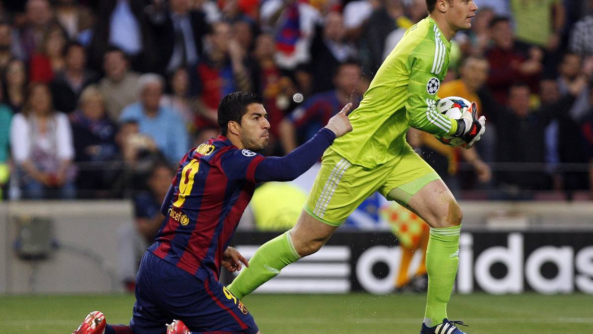 Luis Suarez: Von den famosen Drei im Barca-Sturm erwischte der Uruguayer trotz einiger hochkarätiger Chancen den schwächsten Tag. Verzweifelte in der ersten Hälfte im Privatduell mit Manuel Neuer. SPORT1-Note: 3