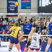 In der Volleyball-Bundesliga der Frauen fliegen in den Playoffs die Bälle. SPORT1 überträgt das entscheidende Finalspiel LIVE im TV und Stream.