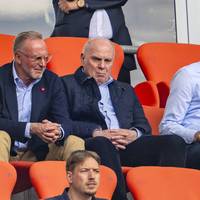 Den Zwist mit dem Trainer hält der Bayern-Ehrenpräsident für medial aufgebauscht, seine Meinung will er weiter „wild entschlossen“ äußern.