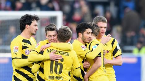 Borussia Dortmund bejubelt Sieg beim SC Freiburg