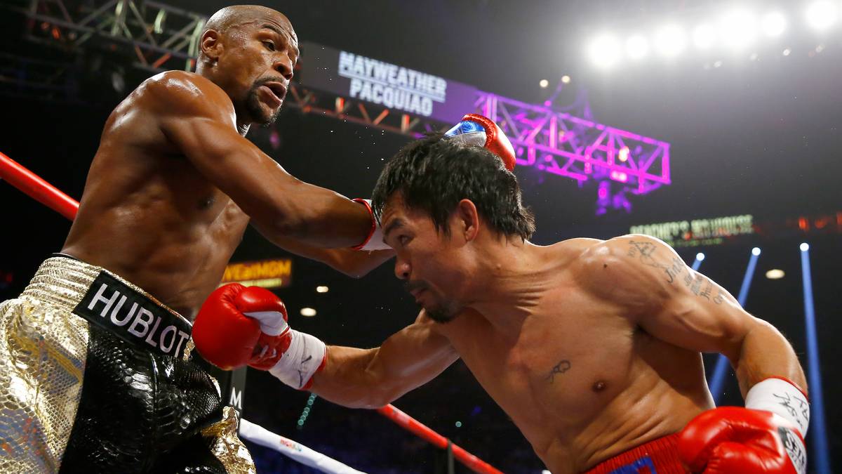 In der vierten Runde gelingt es Pacquiao unter dem Jubel großer Teile des Publikums erstmals, Mayweathers Defensive öfters zu durchbrechen