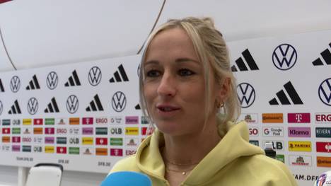 Vor dem Start der Frauen-EM in der Schweiz spricht die deutsche Nationalspielerin Giulia Gwinn bei SPORT1 über ihre Verletzung, ihre Rolle im DFB-Team und die Verbindung nach Belgien.