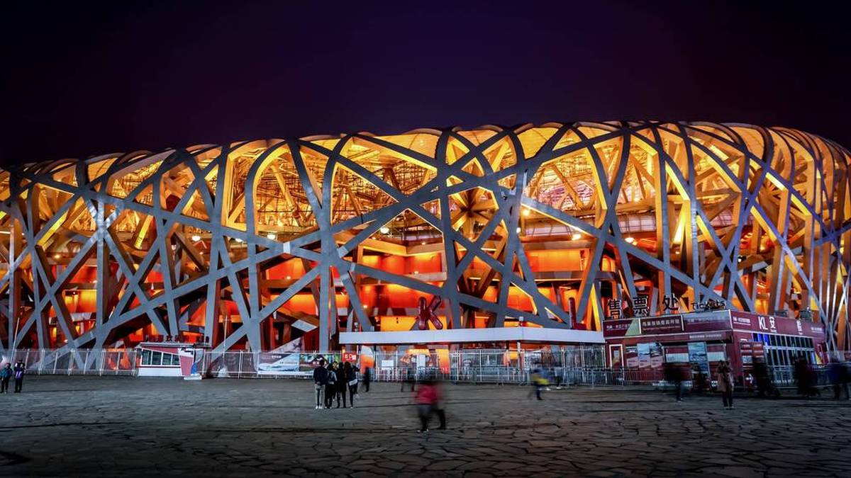 Das Nationalstadion, auch 'Vogelnest' genannt, wurde am 28.Juni 2008 eröffnet und war Teil der Olympischen Sommerspiele 2008. Hier wird lediglich die Eröffnungs- und Schlussfeier stattfinden