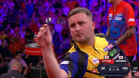 Luke Littler muss im Achtelfinale der World Series of Darts Finals gegen Nathan Aspinall ran. Das Spiel entwickelt sich zu einem Krimi und der Weltmeister muss über die volle Distanz gehen.