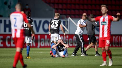 Der Hamburger SV verspielt erneut in der Nachspielzeit wichtige Punkte