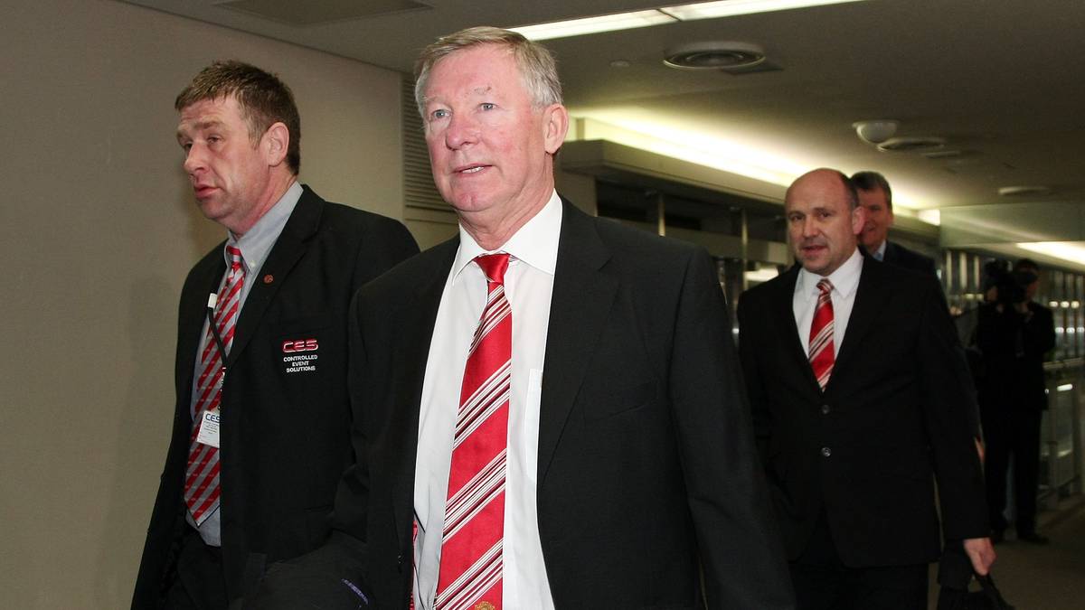 "Das geht dich einen Scheißdreck an! Ich frag' Dich ja auch nicht, ob du immer noch in diesen Schwulenbars abhängst." (zu einem Journalisten, der ihn fragte, ob er vorhabe, im Sommer 2006 zur Weltmeisterschaft nach Deutschland zu reisen)