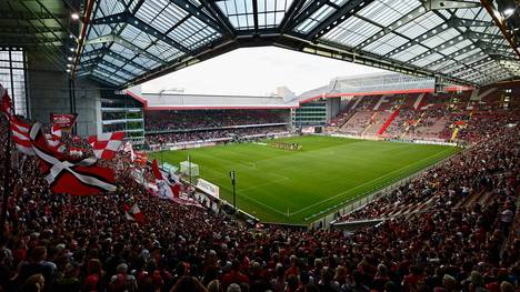 1. FC Kaiserslautern v Union Berlin - 2. Bundesliga