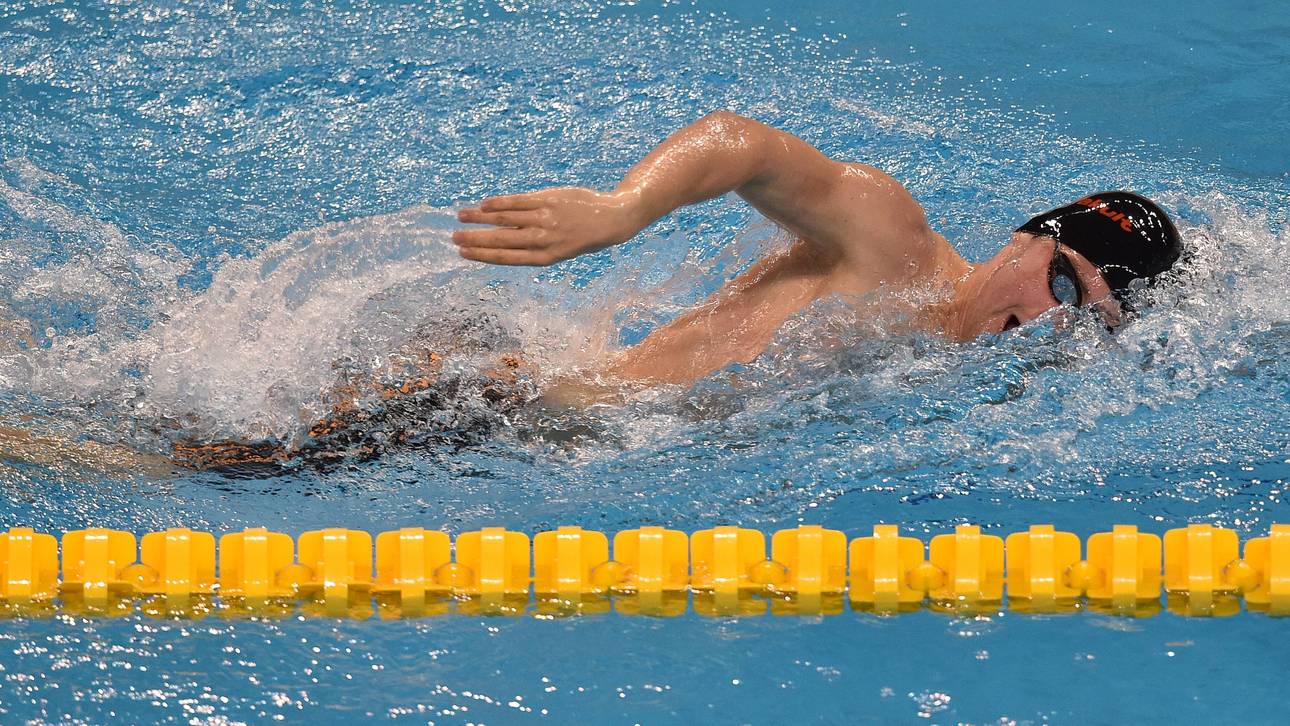 Schwimmer rettet Frau das Leben