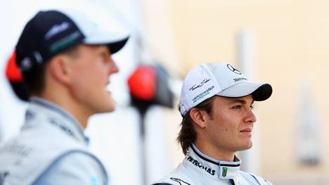Nico Rosberg (r.) fuhr gemeinsam mit Michael Schumacher für Mercedes
