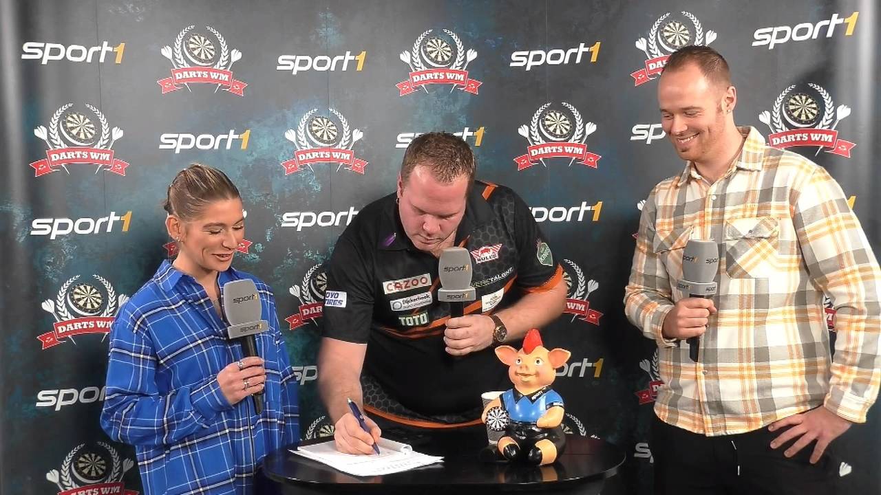 Darts WM 2023: Dirk van Duijvenbode im kuriosen SPORT1 Interview nach Dramasieg