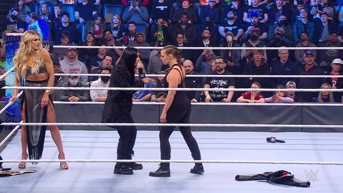 WWE SmackDown: Ronda Rousey nimmt Charlotte Flair ins Visier