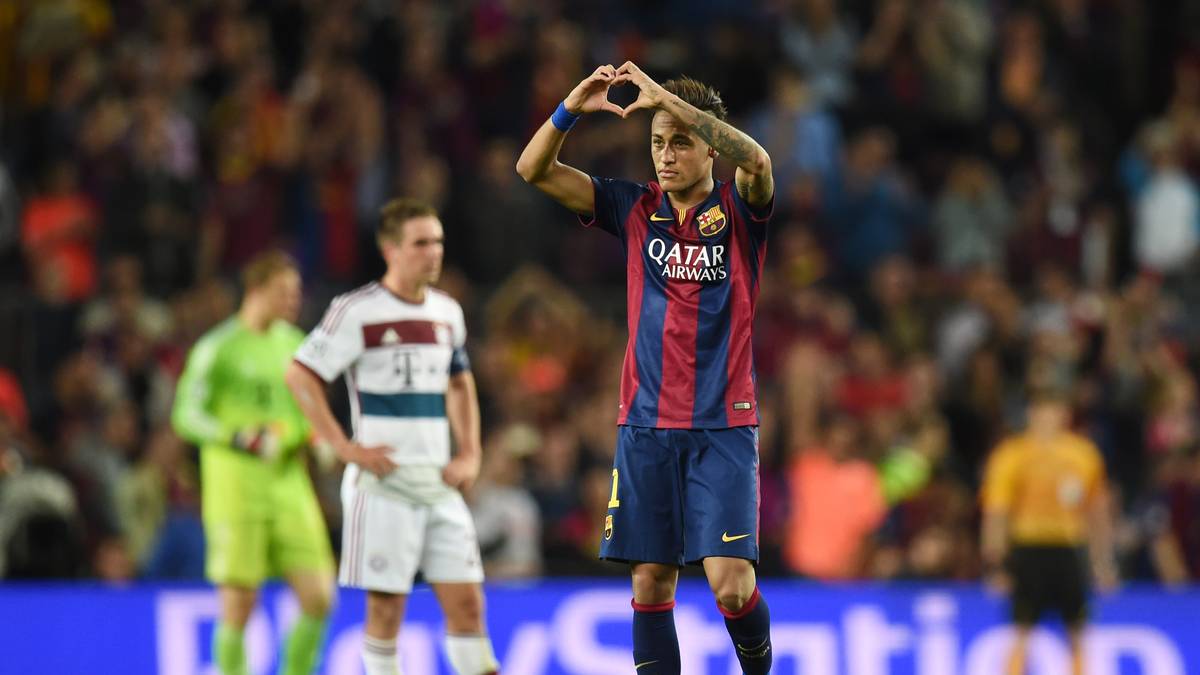 Neymar grüßt mit Herzchen, der FC Bayern steht vor dem Aus