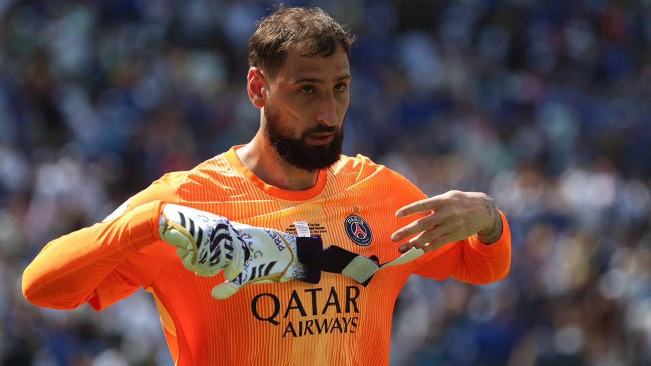 Torwart-Beben in Paris offiziell