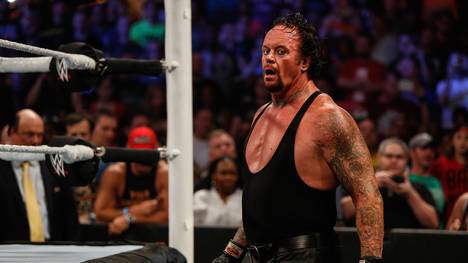 Der legendäre Undertaker schaute am Montagabend bei WWE Raw vorbei