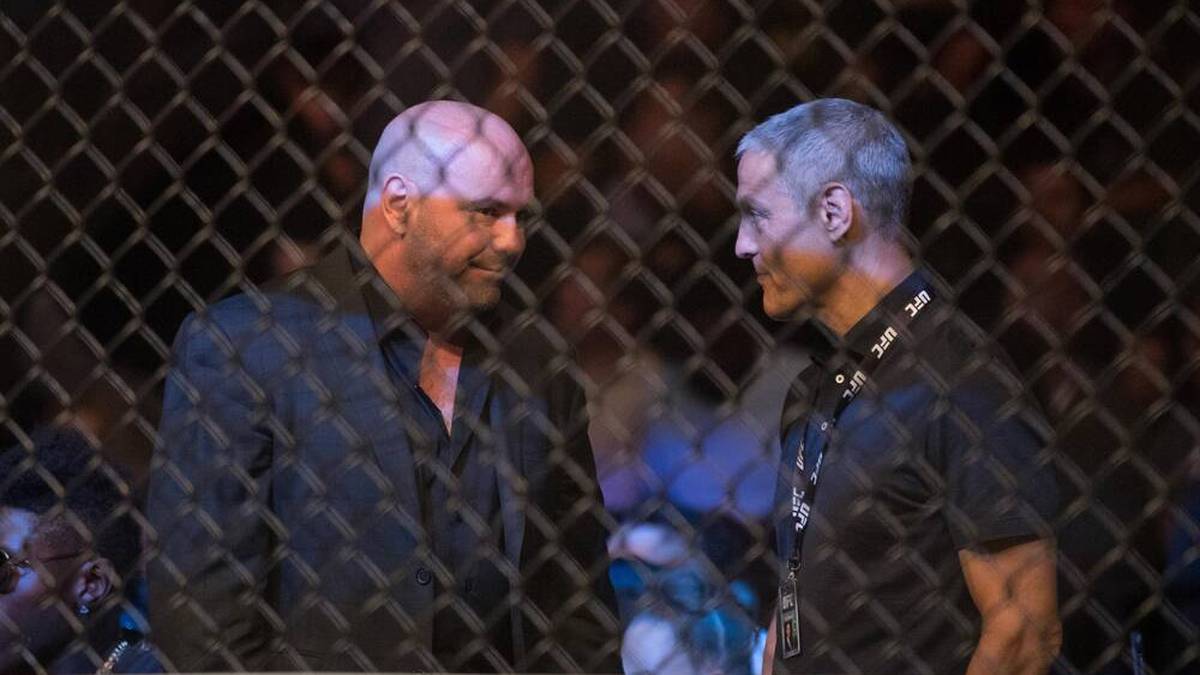 Ari Emanuel (r.) und Dana White bei einer UFC-Show 2017